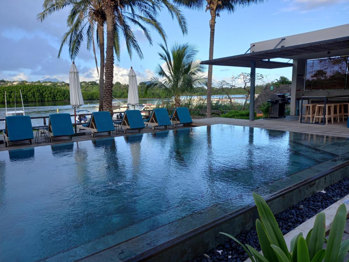 Studio The Waterclub Riviere Noire Exterior photo